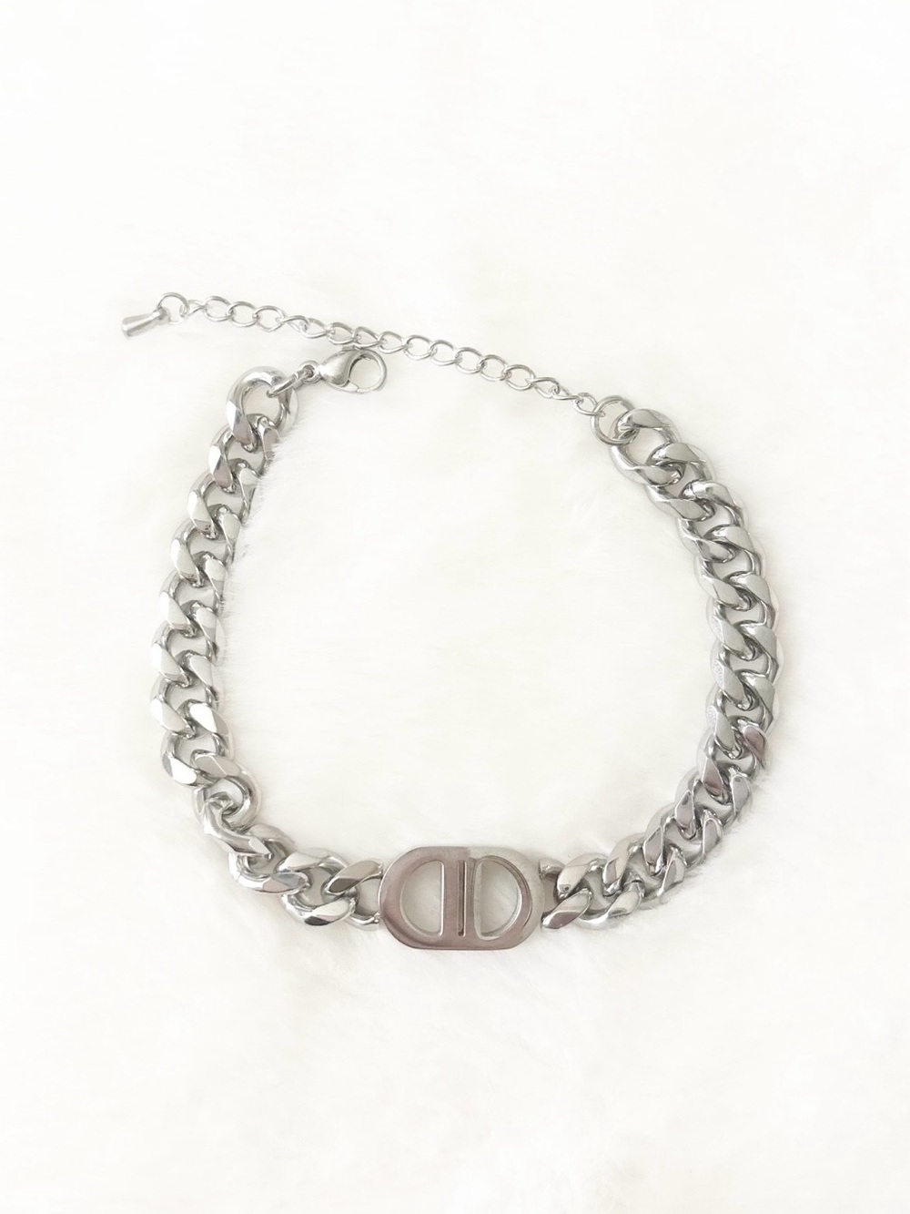 Stainless Steel Silver Chain Link Bracelet with Signature Double-Oval Accent